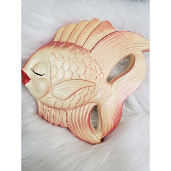 Vintage 1964 Miller Studio Chalkware Plaques 2-Pc. Pair Kissing Fish MCM Kitsch‎ - Picture 2 of 11